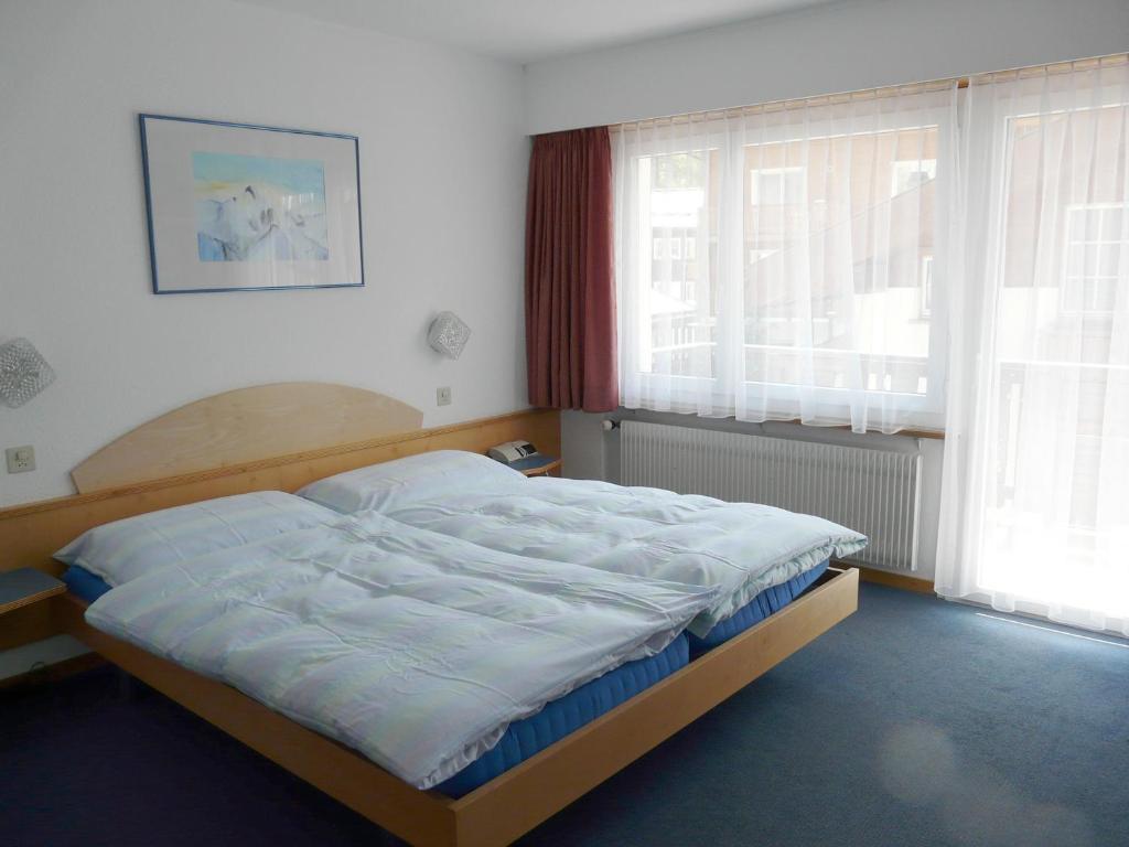 Hotel Garni Domino Saas Fee 객실 사진