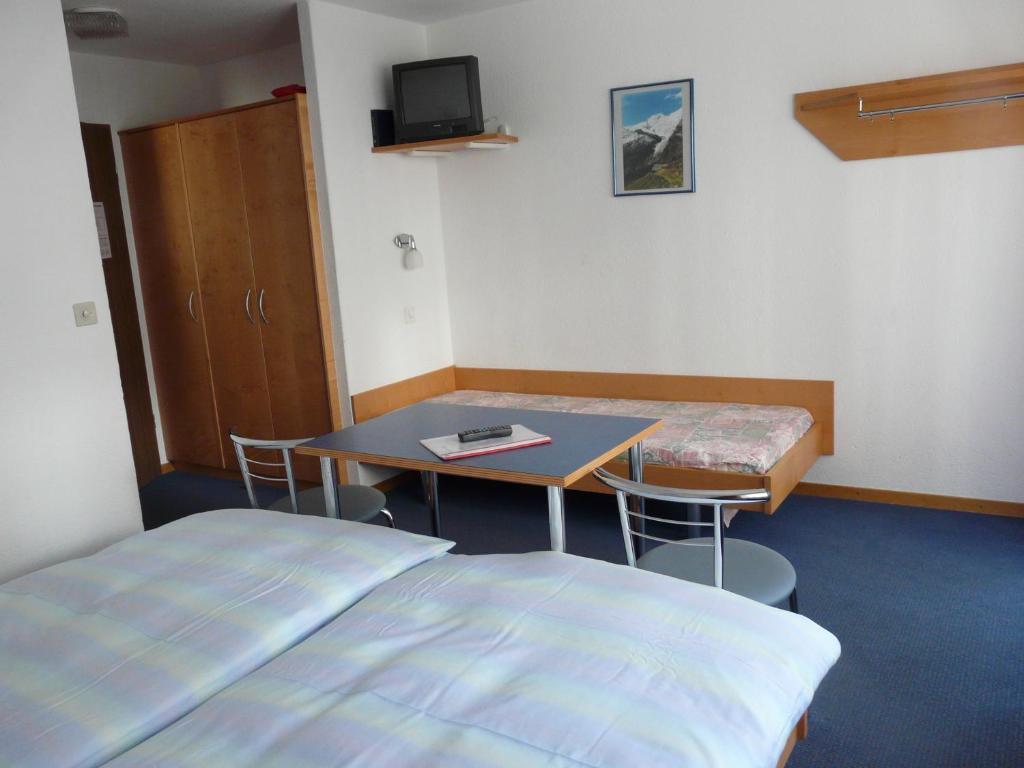 Hotel Garni Domino Saas Fee 객실 사진
